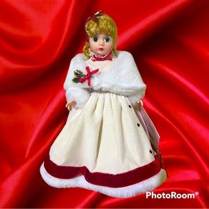 Madame Alexander White Christmas Cissette doll
